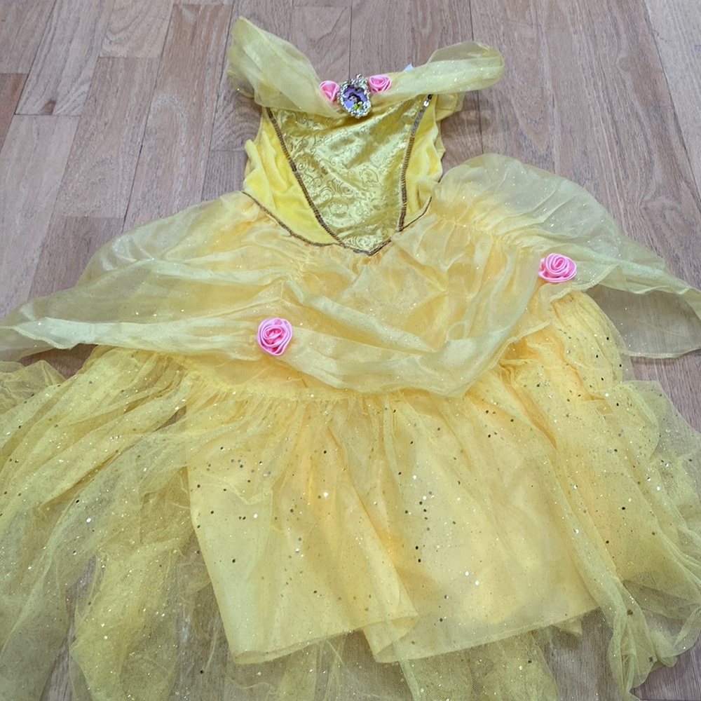 Belle Deluxe Disney Princess Beauty & The Beast Costume, Sz 4-6x yellow. Kids